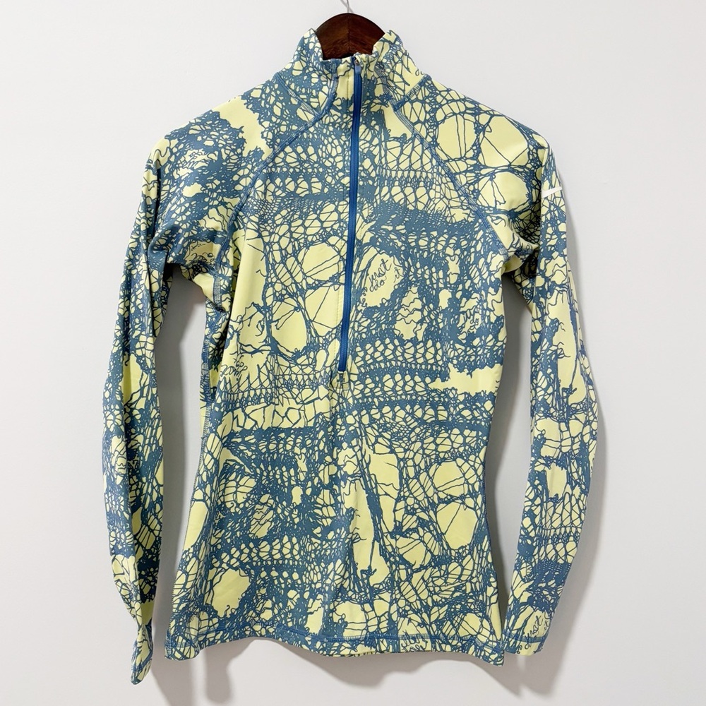 Nike Pro Hyperwarm Half Zip Pullover Womens Size Medium Long‎ Sleeve Activewear